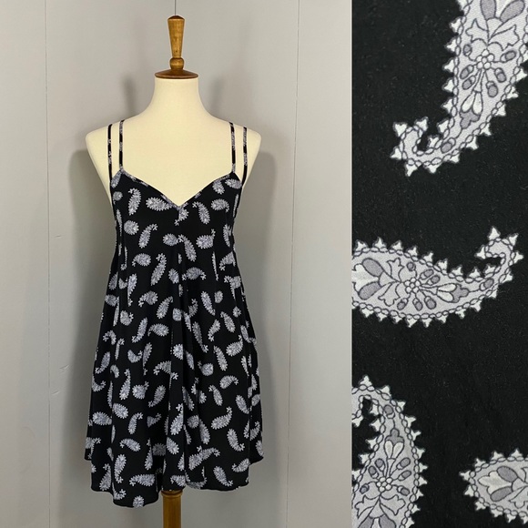 Brandy Melville Deep-V Paisley Black Mini Dress Y2K Sundress - Picture 1 of 9